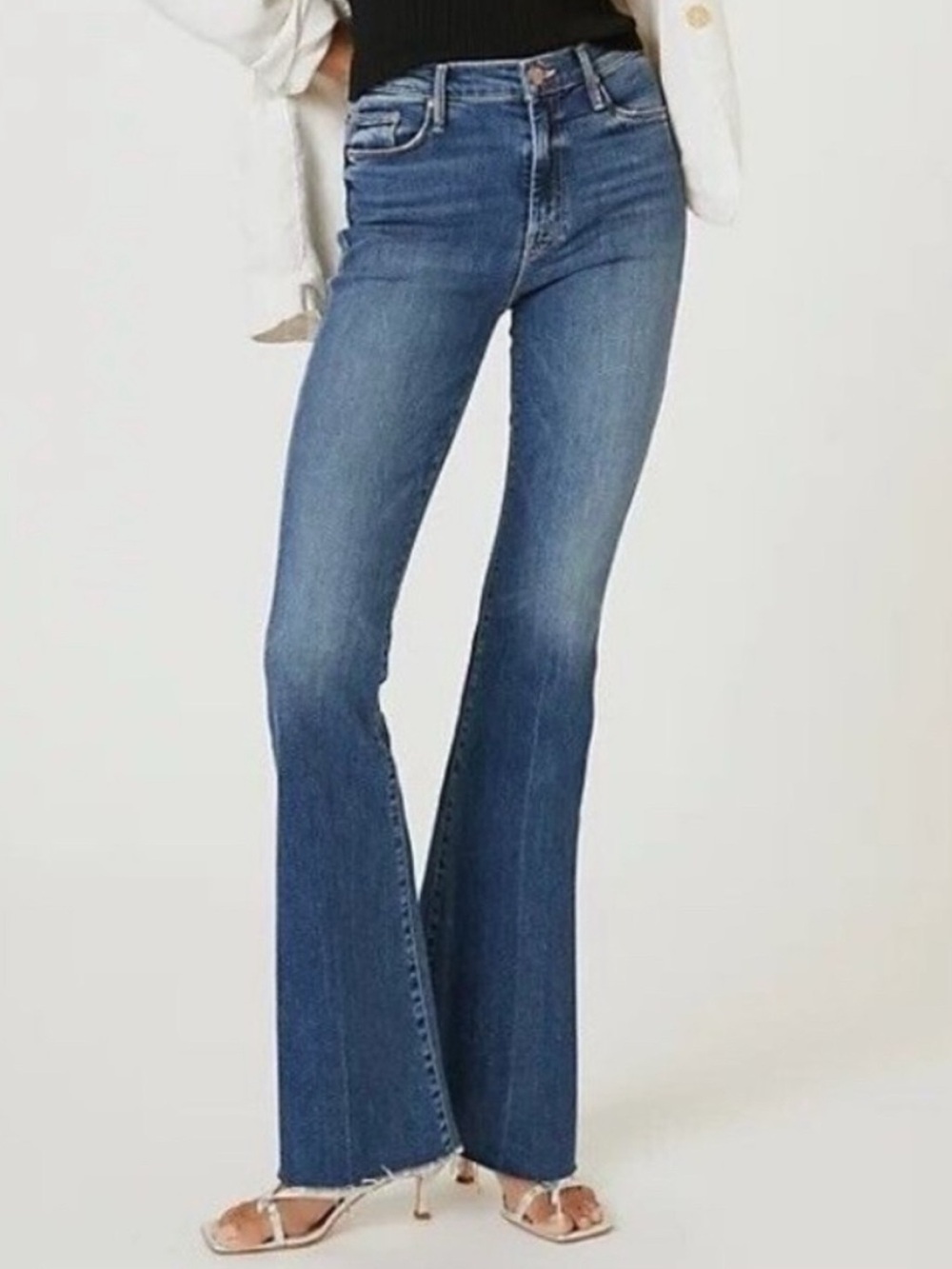 MOTHER The Weekender Fray Walking on Coals Blue Flare Jeans